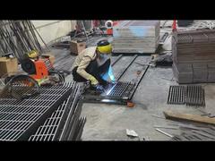 The production process of steel grating